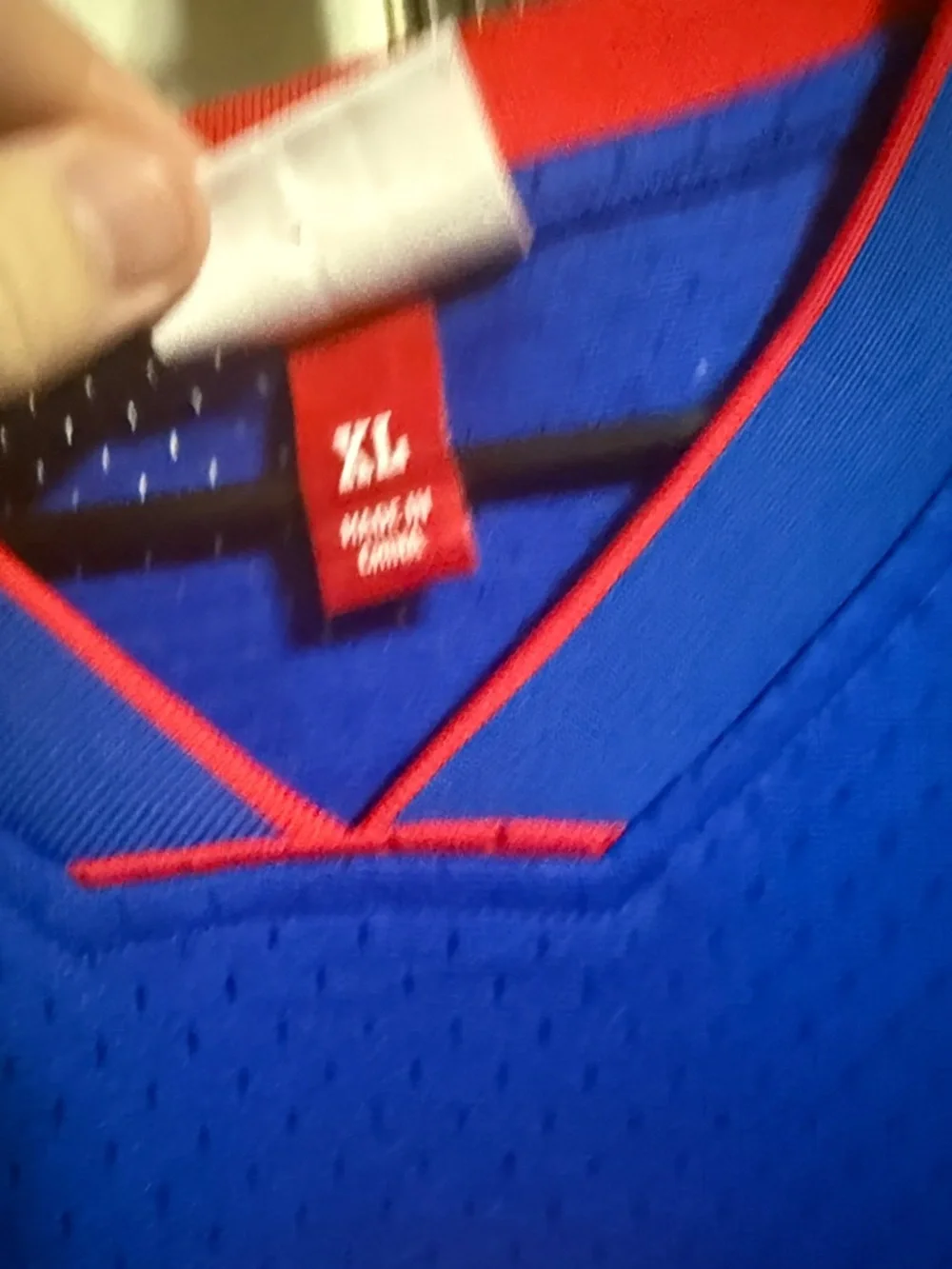 Detroit Pistons Jersey - Picture 4 of 4